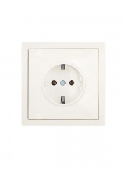 Розетка 1-мест. с/з ПБТ СП ZIMA IP20 16А безвинт. зажим слон. кость LEZARD 704-9088-122BQC 704-9088-122BQC