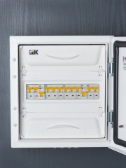 Выключатель автоматический модульный 3п C 16А 6кА ВА47-60M IEK MVA31-3-016-C MVA31-3-016-C