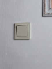 Рамка 1-м IP44 BRITE РУ-1-БрКр-44 беж. IEK BR-M12-44-K10 BR-M12-44-K10