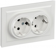Розетка 2-м СП BRITE РС12-3-БрБ 16А в сборе с заземл. без защ. шторок бел. IEK BR-R21-16-K01-F BR-R21-16-K01-F