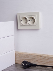 Розетка 2-м СП BRITE РС12-3-БрКр 16А в сборе с заземл. без защ. шторок беж. IEK BR-R21-16-K10-F BR-R21-16-K10-F