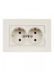 Розетка 2-м СП BRITE РСш12-3-БрКр 16А в сборе с заземл. защ. шторки беж. IEK BR-R24-16-K10-F BR-R24-16-K10-F