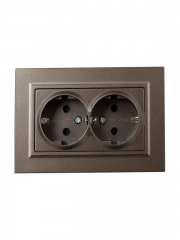 Розетка 2-м СП BRITE РСш12-3-БрТБ 16А в сборе с заземл. защ. шторки бронза IEK BR-R24-16-K45-F BR-R24-16-K45-F