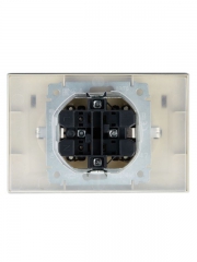 Розетка 2-м СП BRITE РСбш12-3-44-БрА 16А в сборе IP44 с крышкой алюм. IEK BR-R26-16-44-K47-F BR-R26-16-44-K47-F