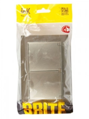 Розетка 2-м СП BRITE РСбш12-3-44-БрШ 16А в сборе IP44 с крышкой шампань IEK BR-R26-16-44-K37-F BR-R26-16-44-K37-F
