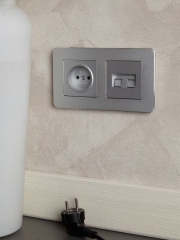 Розетка компьютерная двойная СП RJ45 кат.5E BRITE РК10-2-БрА алюм. IEK BR-K20-1-K47 BR-K20-1-K47