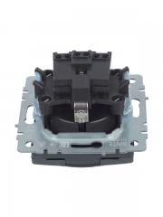 Розетка BRITE РСбш10-3-БрМ 16А IP20 с заземл. защ. шторки с крышкой маренго IEK BR-R16-16-K35 BR-R16-16-K35