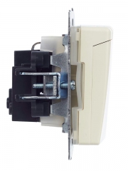 Розетка BRITE РСбш10-3-44-БрКр 16А IP44 с заземл. защ. шторки с крышкой беж. IEK BR-R16-16-44-K10 BR-R16-16-44-K10