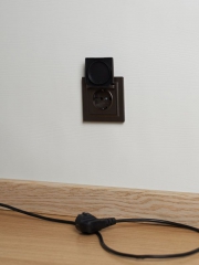 Розетка BRITE РСбш10-3-44-БрТБ 16А IP44 с заземл. защ. шторки с крышкой бронза IEK BR-R16-16-44-K45 BR-R16-16-44-K45