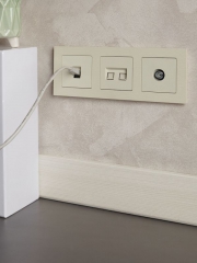 Розетка компьютерная двойная СП RJ45 кат.5E BRITE РК10-2-БрКр беж. IEK BR-K20-1-K10 BR-K20-1-K10