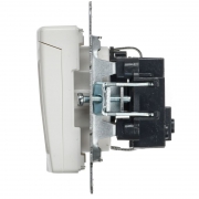 Розетка BRITE РСбш10-3-БрБ 16А IP20 с заземл. защ. шторки с крышкой бел. IEK BR-R16-16-K01 BR-R16-16-K01