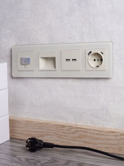 Розетка BRITE РЮш11-1-БрКр 16А с USB A+C 18Вт с заземл. защ. шторки беж. IEK BR-R14-16-U22-018-K10 BR-R14-16-U22-018-K10