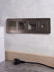 Розетка BRITE РЮш10-2-БрШ 16А с USB A+A 3.1А с заземл. защ. шторки шампань IEK BR-R14-16-U21-D31-K37 BR-R14-16-U21-D31-K37