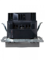 Розетка BRITE РЮш10-1-БрА 16А с USB A+A 2.1А с заземл. защ. шторки алюм. IEK BR-R14-16-U21-D21-K47 BR-R14-16-U21-D21-K47