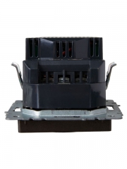 Розетка BRITE РЮш10-1-БрТБ 16А с USB A+A 2.1А с заземл. защ. шторки темн. бронза IEK BR-R14-16-U21-D21-K45 BR-R14-16-U21-D21-K45