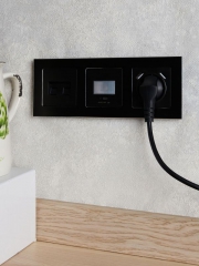 Рамка 3-м BRITE РУ-3-1-БрЧ металл черн. IEK BR-M32-M-K02 BR-M32-M-K02