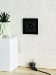 Рамка 1-м BRITE РУ-1-2-БрЧ стекло черн. IEK BR-M12-G-K02 BR-M12-G-K02