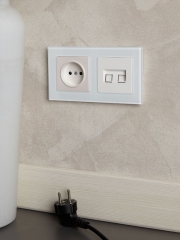 Рамка 2-м BRITE РУ-2-2-БрБ стекло бел. IEK BR-M22-G-K01 BR-M22-G-K01