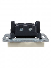 Выключатель перекрестный 1-кл. СП BRITE 10А ВС10-1-3-БрБ беж. IEK BR-V13-0-10-K10 BR-V13-0-10-K10