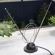 Антенна ТВ комнатная RX-100 телескопич. на подставке с кольцом VHF; UHF 47-860MHz REXANT 34-0100 34-0100