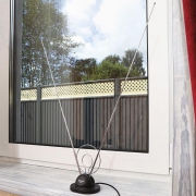 Антенна ТВ комнатная RX-105 телескопич. на подставке с кольцом VHF; UHF 47-860 MHz REXANT 34-0105 34-0105