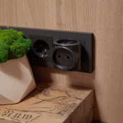 Разветвитель 3-м 6А IP20 220В биметал. черн. Rexant 11-1064-1 11-1064-1