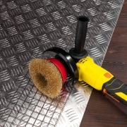 Щетка чашечная для УШМ витая латунированная проволока 125мм М14 Kranz KR-91-1210 KR-91-1210