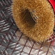 Щетка чашечная для УШМ витая латунированная проволока 125мм М14 Kranz KR-91-1210 KR-91-1210