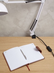 Шнур для бра УШ-1КВ 2м с опрес. вилкой и выключателем 2х0.75 черн. IEK WUP20-02-K02 WUP20-02-K02