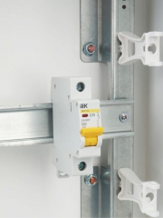 Выключатель автоматический модульный 1п C 20А 4.5кА ВА47-29 ИЭК MVA20-1-020-C MVA20-1-020-C