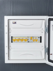 Выключатель автоматический модульный 4п C 100А 10кА ВА47-100 ИЭК MVA40-4-100-C MVA40-4-100-C