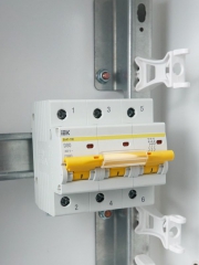 Выключатель автоматический модульный 3п D 80А 10кА ВА47-100 ИЭК MVA40-3-080-D MVA40-3-080-D