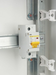 Выключатель автоматический модульный 1п C 80А 10кА ВА47-100 ИЭК MVA40-1-080-C MVA40-1-080-C