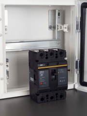 Выключатель автоматический 3п 250А 35кА ВА88-35 MASTER ИЭК SVA30-3-0250-02 SVA30-3-0250-02