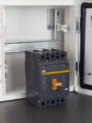 Выключатель автоматический 3п 250А 35кА ВА 88-35 ИЭК SVA30-3-0250 SVA30-3-0250