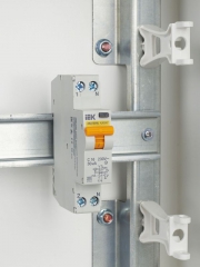 Выключатель авт. дифф. тока С 16А 30мА АВДТ32МL KARAT IEK MVD12-1-016-C-030 MVD12-1-016-C-030