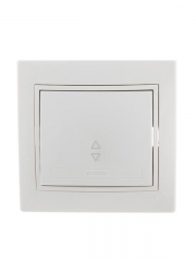 Переключатель проходной 1-кл. СП Mira 10А IP20 с бел.вставкой бел. LEZARD 701-0202-105 701-0202-105