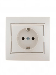 Розетка 1-м СП Mira 16А IP20 с заземл. со вставкой керамика жемчуж./бел. перламутр. LEZARD 701-3030-122 701-3030-122