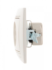 Розетка 1-м СП Mira 16А IP20 с заземл. со вставкой керамика жемчуж./бел. перламутр. LEZARD 701-3030-122 701-3030-122