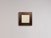 Выключатель 1-кл. СП Etika 10А IP20 250В 10AX безвинт. зажимы механизм сл. кость Leg 672301 672301