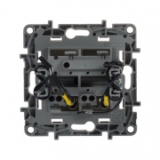 Выключатель 2-кл. СП Etika 10А IP20 250В 10AX с подсветкой/индикацией безвинт. зажимы механизм сл. кость Leg 672304 672304