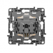 Розетка 1-м СП Etika 16А IP20 250В 2P+E с заземл. немецк. стандарт винт. клеммы механизм бел. Leg 672221 672221