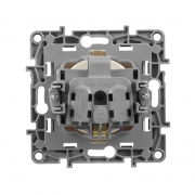 Розетка 1-м СП Etika 16А IP31 250В 2P+E с заземл. защ. шторки немецк. стандарт винт. клеммы механизм сл. кость Leg 672322 672322