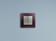 Выключатель 2-кл. СП Etika 10А IP20 250В 10AX авт. зажимы механизм алюм. Leg 672402 672402