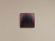 Выключатель 2-кл. СП Etika 10А IP20 250В 10AX авт. зажимы механизм антрацит Leg 672602 672602