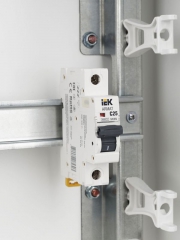 Выключатель автоматический 1п C 25А M06N ARMAT IEK AR-M06N-1-C025 AR-M06N-1-C025