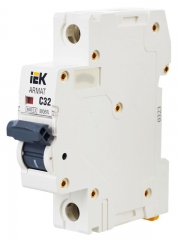 Выключатель автоматический 1п C 32А M06N ARMAT IEK AR-M06N-1-C032 AR-M06N-1-C032