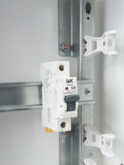 Выключатель автоматический 1п C 32А M06N ARMAT IEK AR-M06N-1-C032 AR-M06N-1-C032