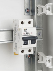 Выключатель автоматический 2п C 16А M06N ARMAT IEK AR-M06N-2-C016 AR-M06N-2-C016