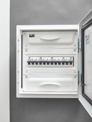 Выключатель автоматический 3п C 20А M06N ARMAT IEK AR-M06N-3-C020 AR-M06N-3-C020